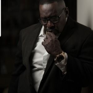 Meet your Posher, Raymond